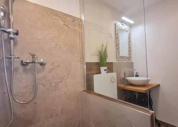 Lägenhet Csever Tata